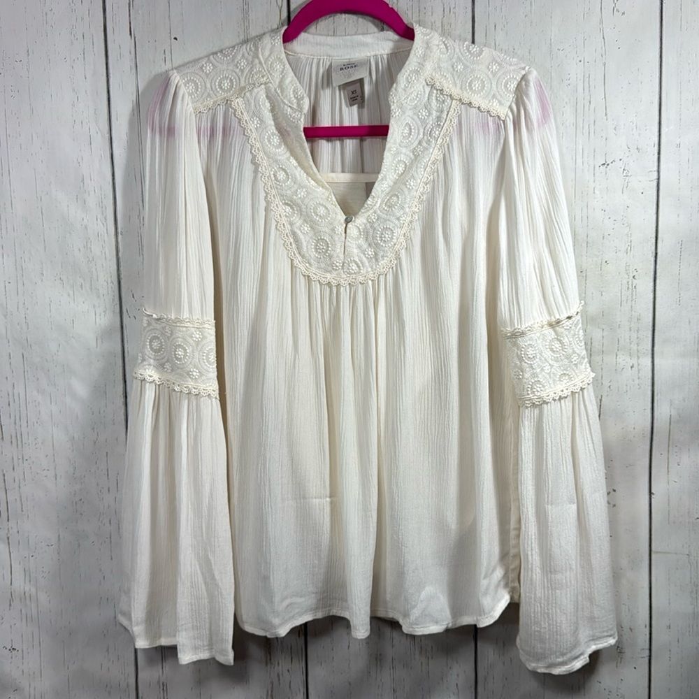Knox Rose Womens Lace Boho Cottagecore Bell Sleeve Gauzy Oversized Top Blouse